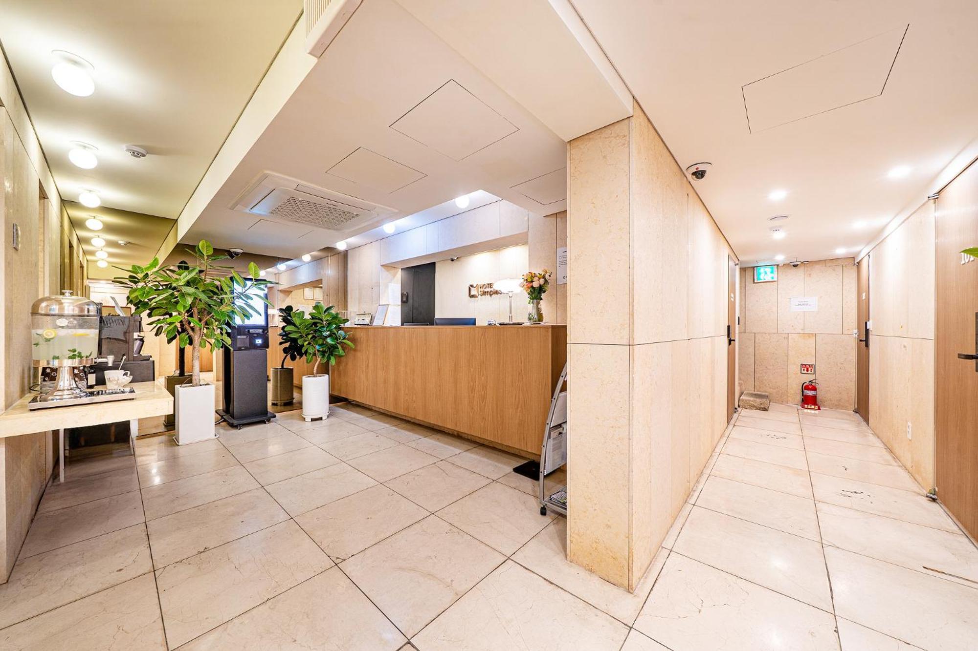 Simplestay Hotel In Jongno Seoul Exterior photo