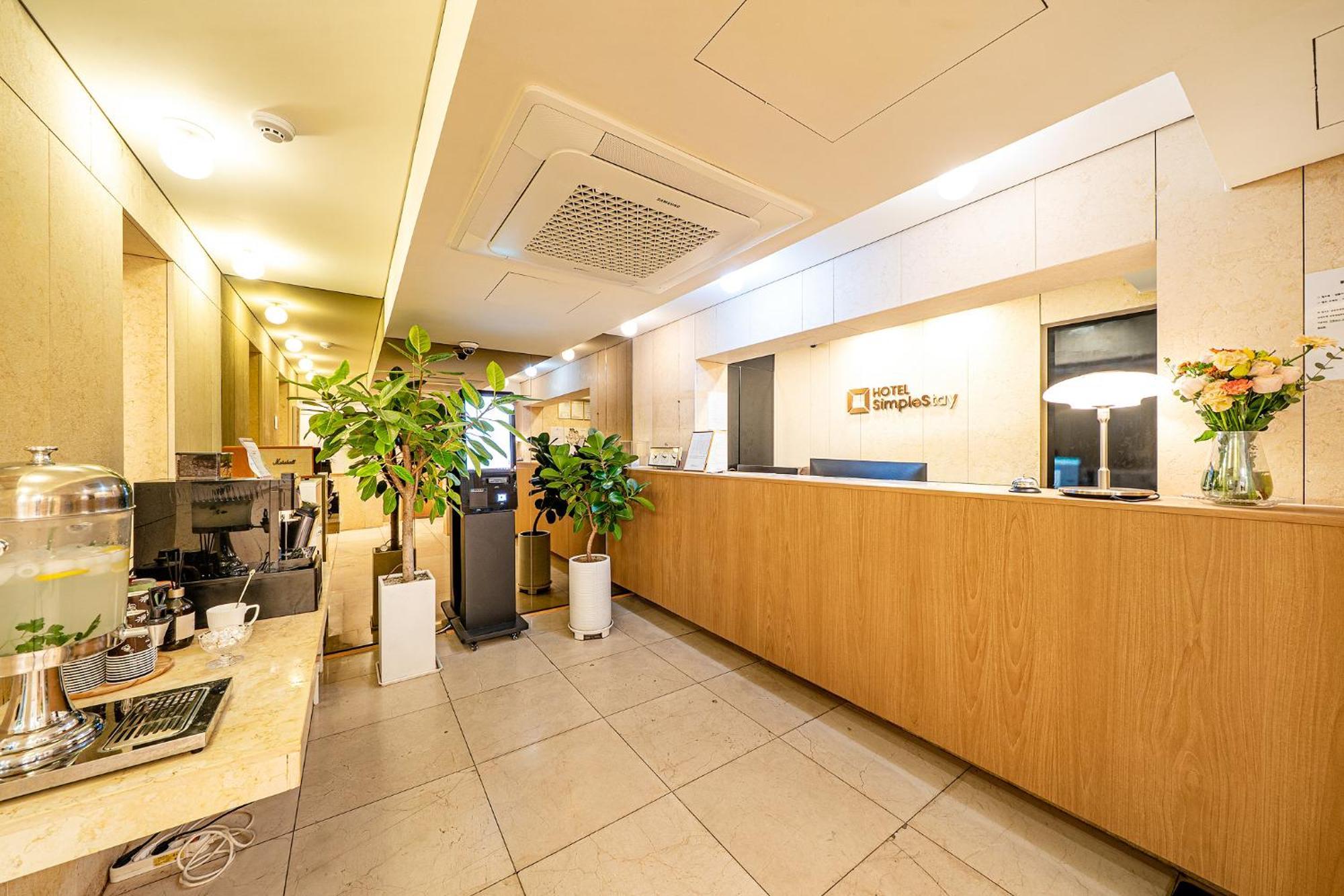 Simplestay Hotel In Jongno Seoul Exterior photo