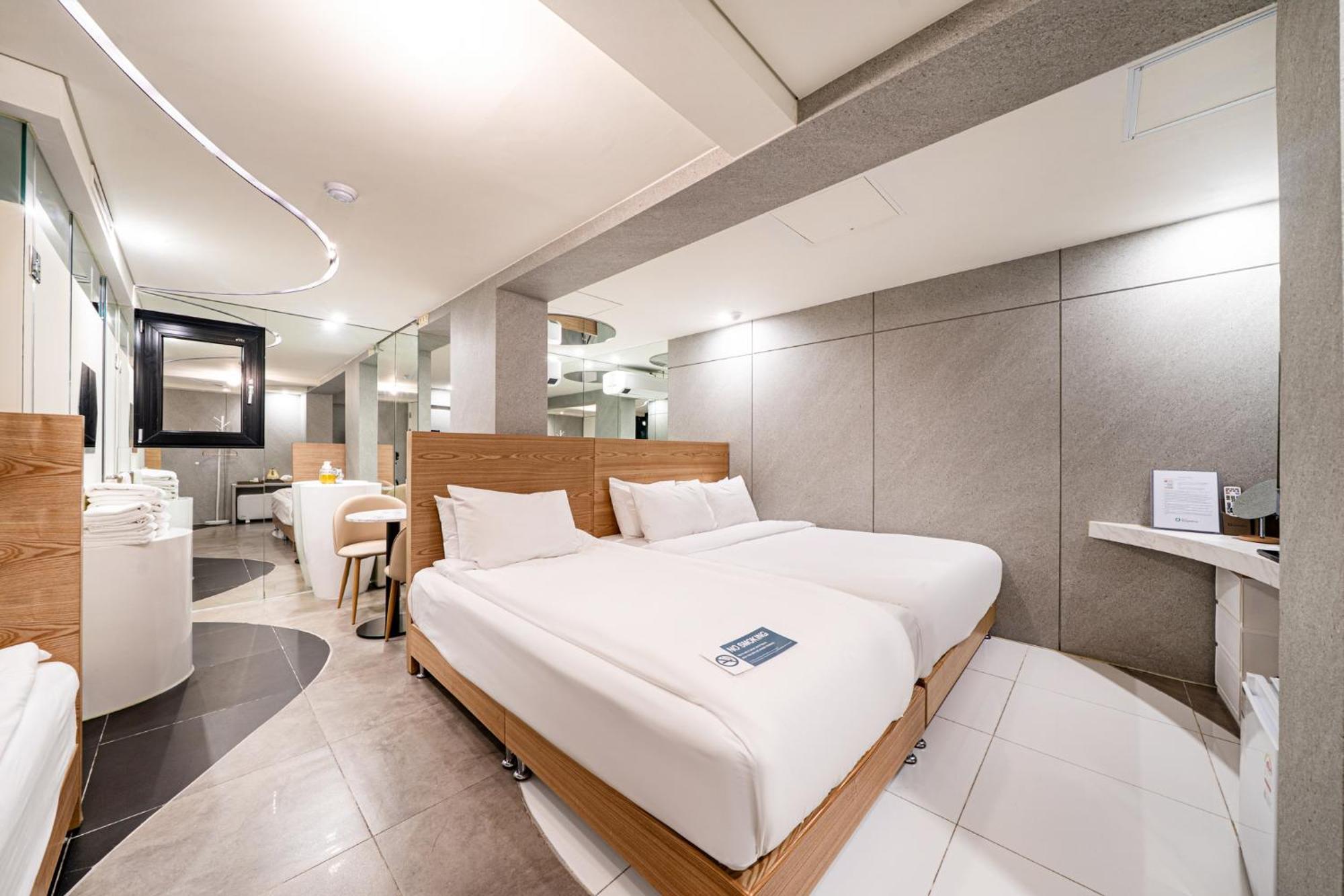 Simplestay Hotel In Jongno Seoul Exterior photo