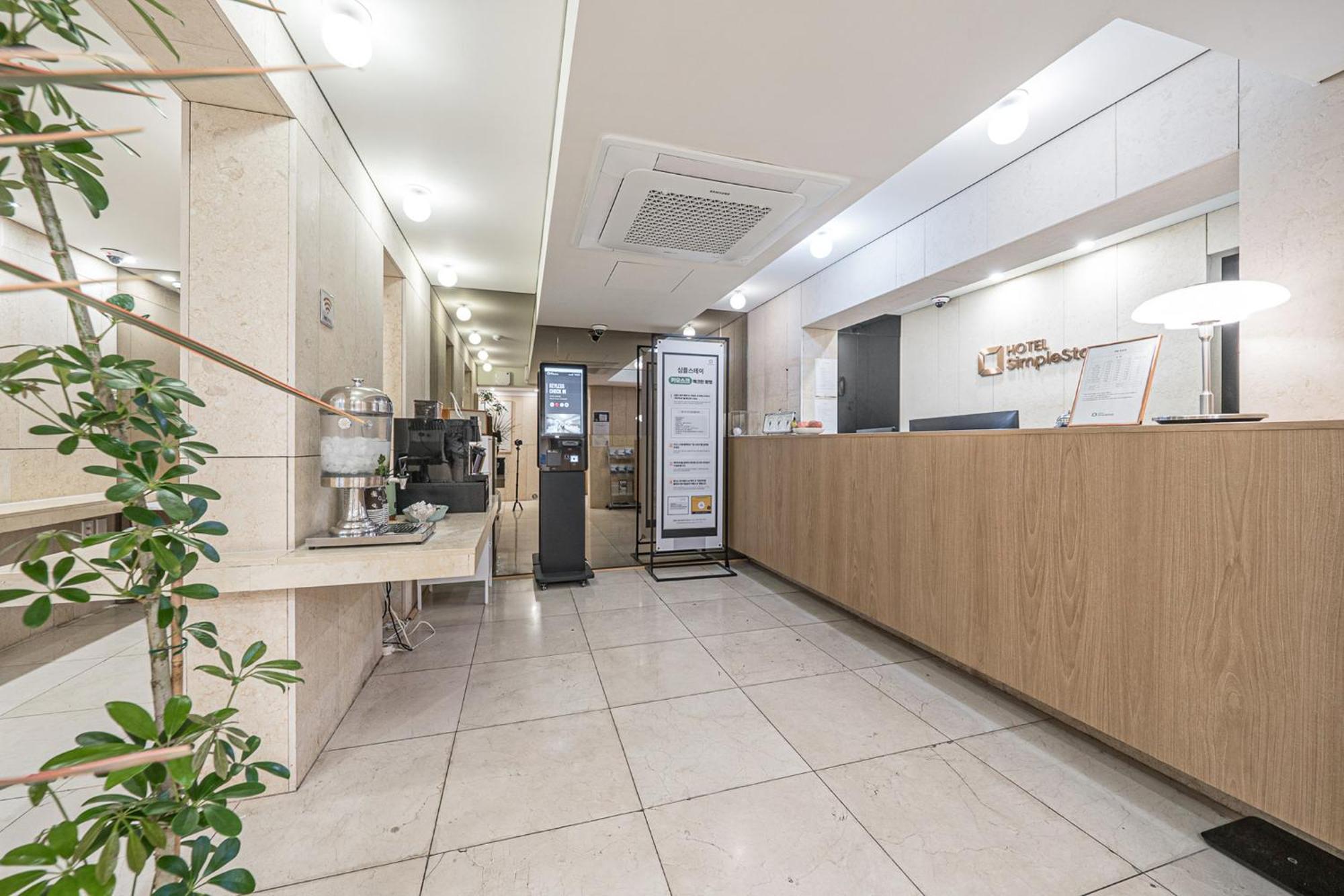 Simplestay Hotel In Jongno Seoul Exterior photo